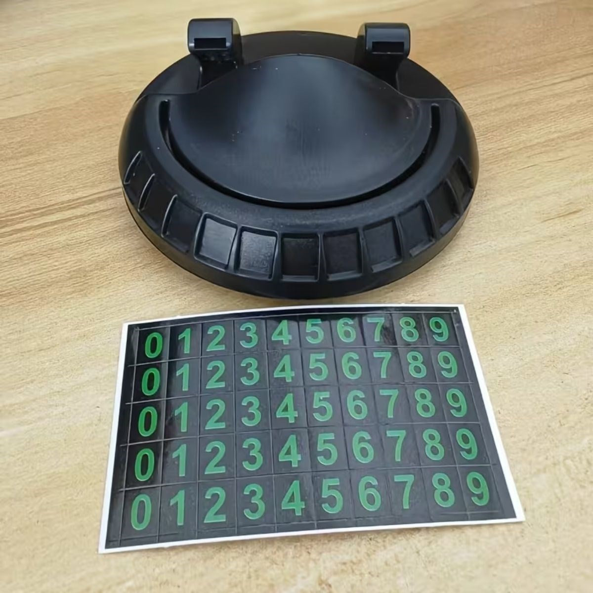 miorashop® Numaratörlü Güçlü Yapışkanlı 360 Derece Dönebilen Su Geçirmez Araç İçi Telefon Tutucu Plastik Aparat