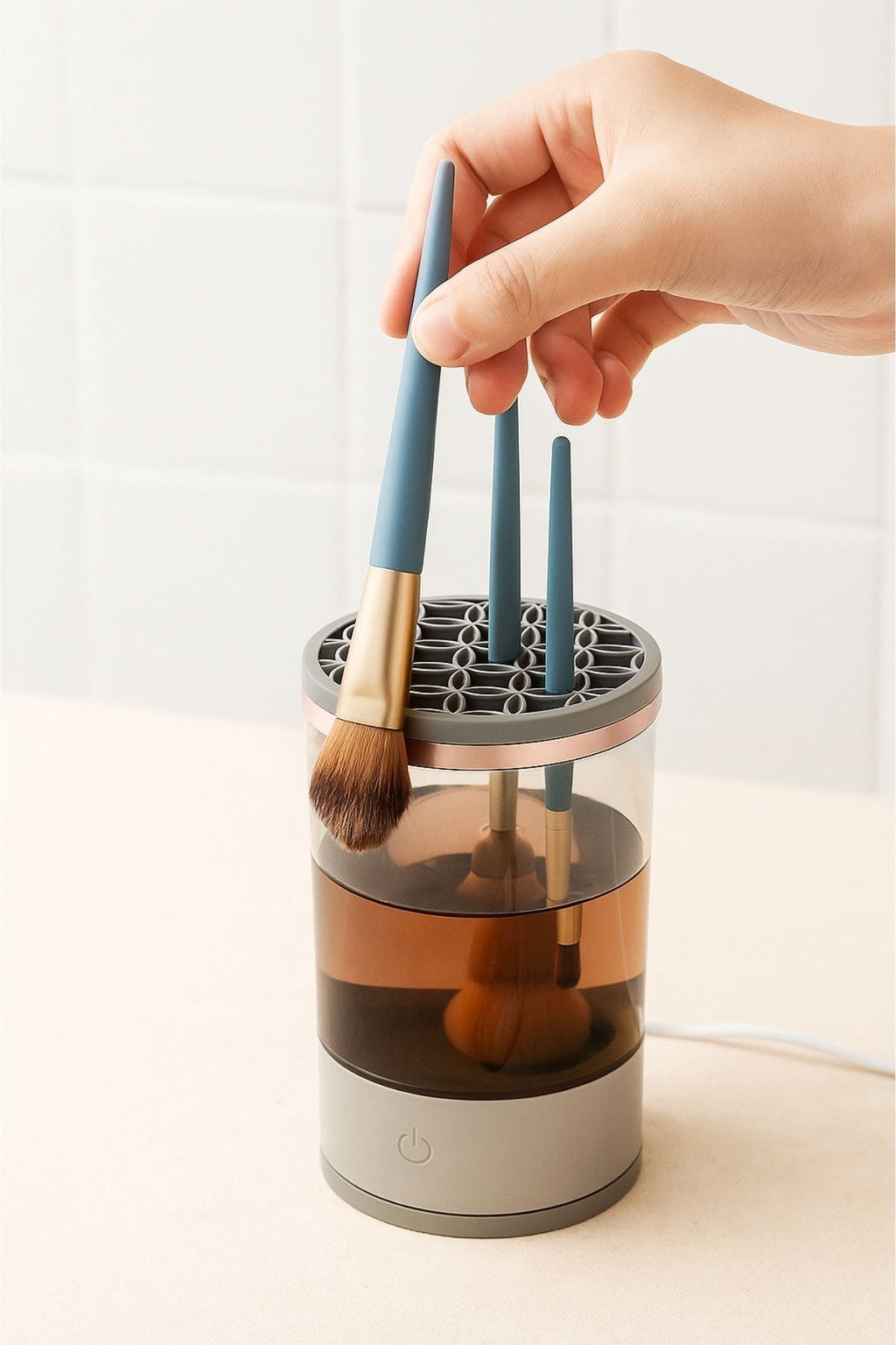 miorashop® USB Şarjlı Makyaj Fırçası Temizleyici Aparat Hızlı Kurutmalı, Çok Yönlü Fırça Temizleyici