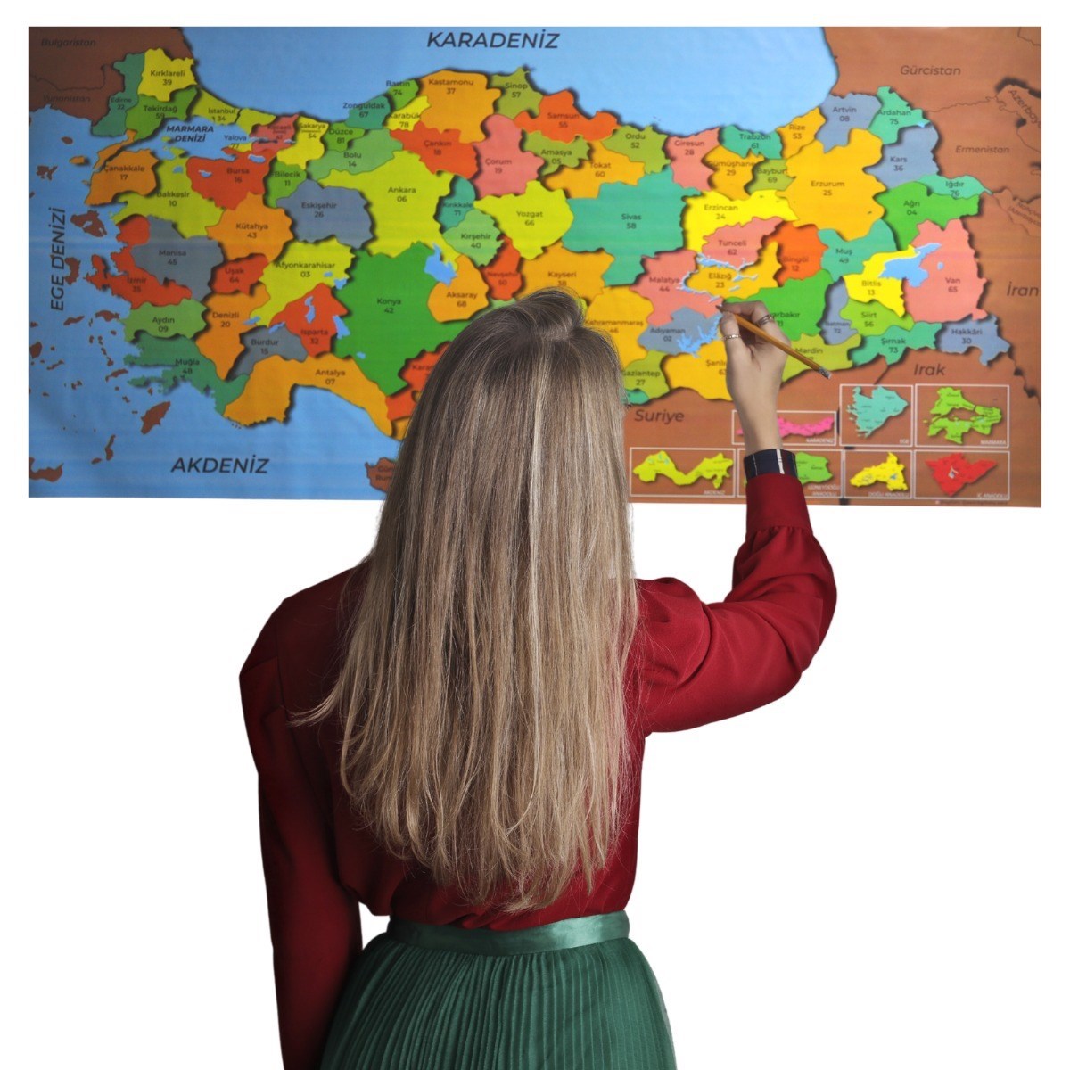 miorashop® Renkli Türkiye Haritası Manyetik Yapıştırıcı Gerektirmeyen Duvar Stickerı 118 CM * 56 CM